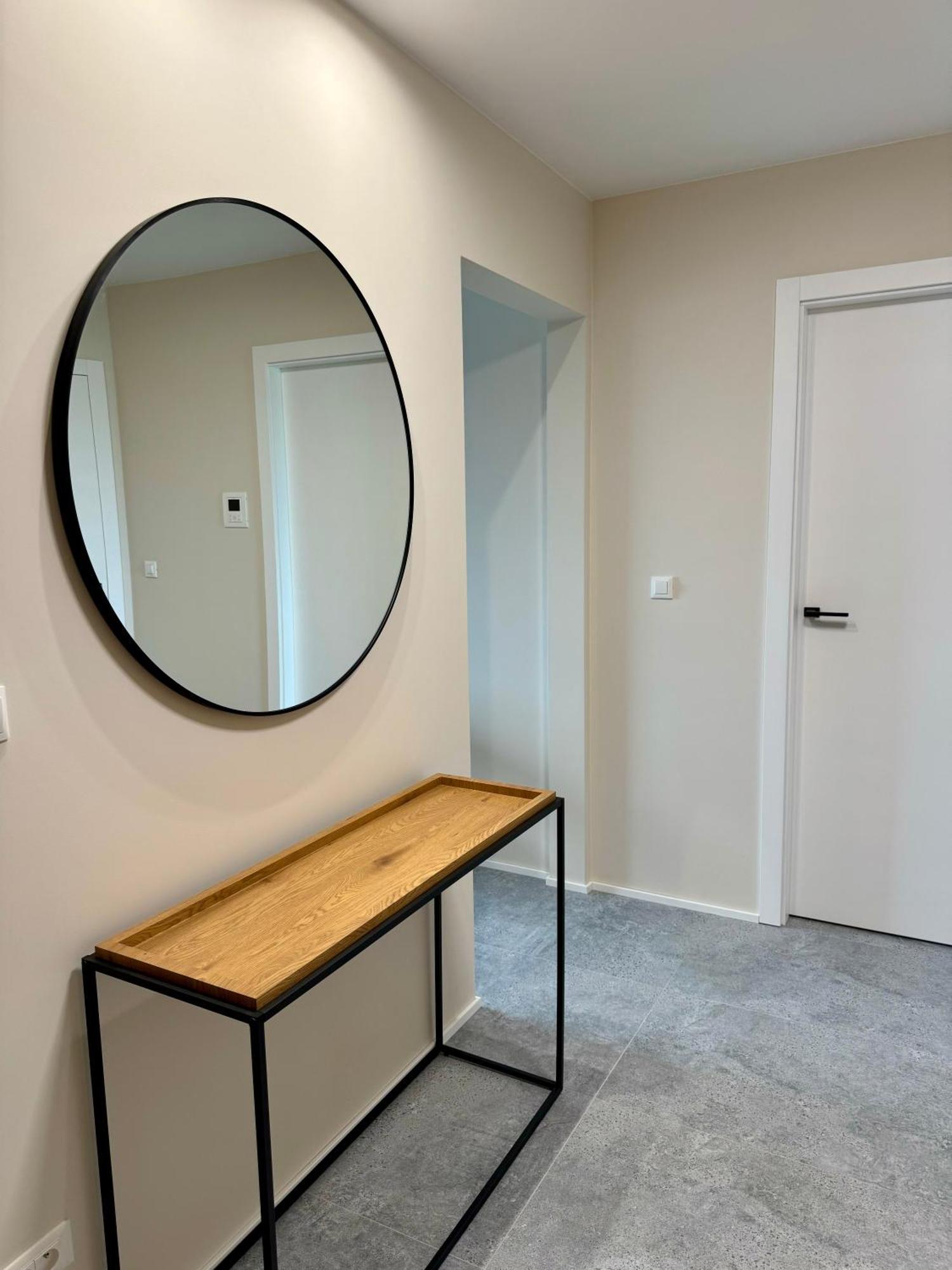 Apartament By The River In *